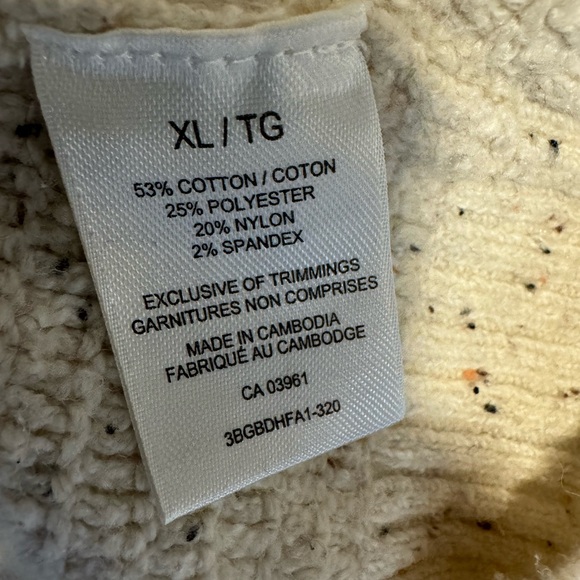 Ladies sweater with high neck - Picture 4 of 4